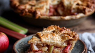 Classic Rhubarb Pie