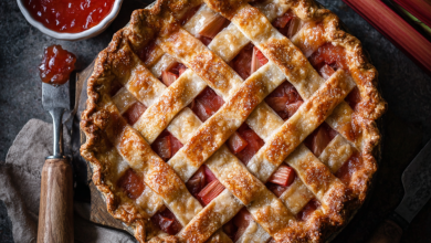 Homemade Rhubarb Pie