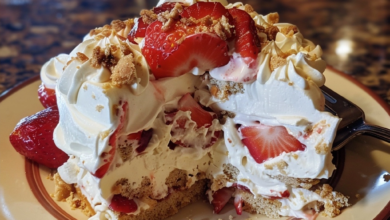 Strawberry Icebox Cake Recipe: A Cool No-Bake Dessert