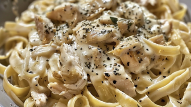 30 Minute Chicken Alfredo Dinner with Creamy Flavor