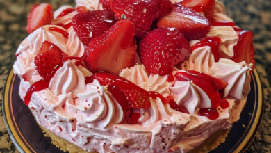 No-Bake Strawberry Dessert: Crisp, Creamy, Fast